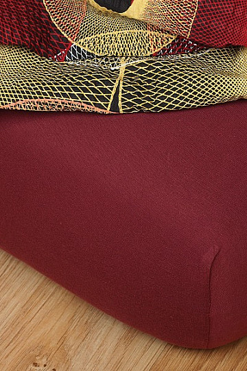 Posteljnina iz jersey barve bordo