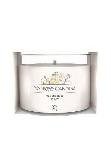 sveča YANKEE CANDLE dišava POROČNI DAN v kozarcu 37g