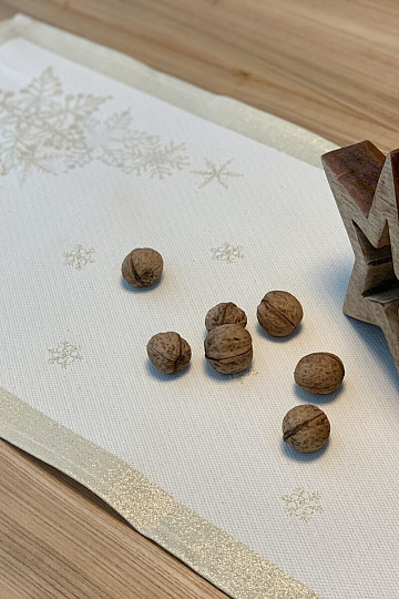 Božični pogrinjki in šali GOLDEN CHRISTMAS