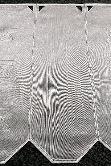 Vitražna zavesa - vezena 384