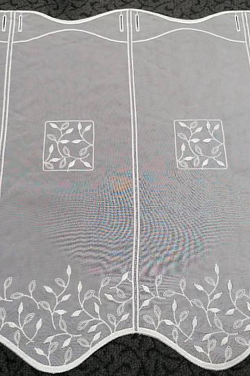Vitražna zavesa - voale z vezenino 550/045
