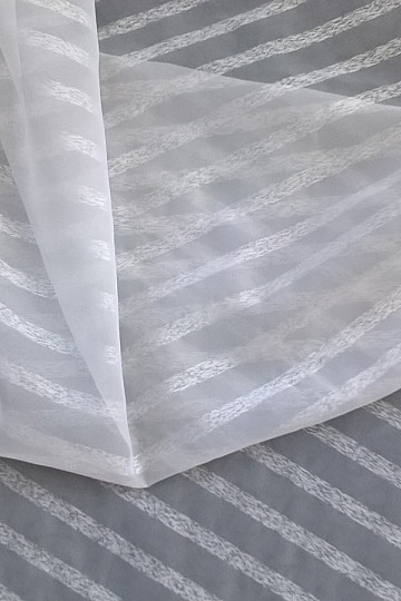 Luksuzna zavesa STRIPE bela