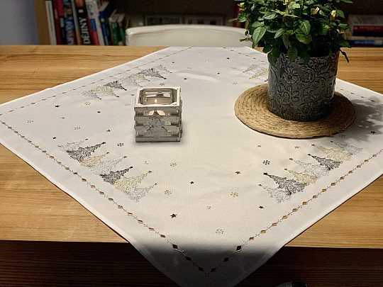 Vezen božični prt in šali DREVESCA BELO ZLATO