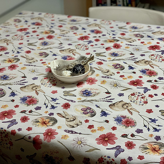 Velikonočni prt HOPPITY