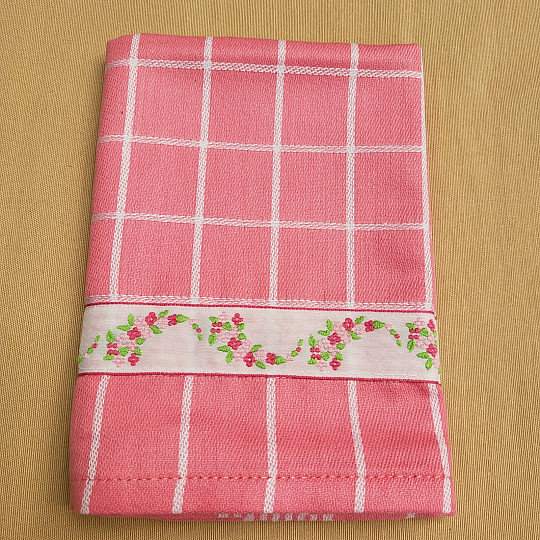 Brisače znamke GRANDMA PINK WITH MINI FLOWERS