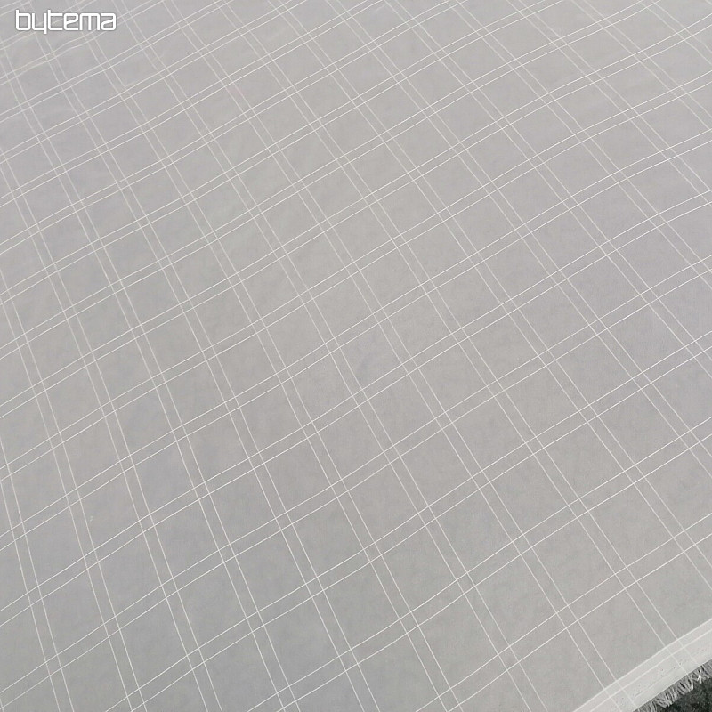 Voile zavesa belo karo s krem nitjo