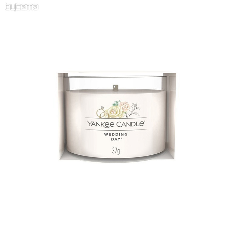 sveča YANKEE CANDLE dišava POROČNI DAN v kozarcu 37g