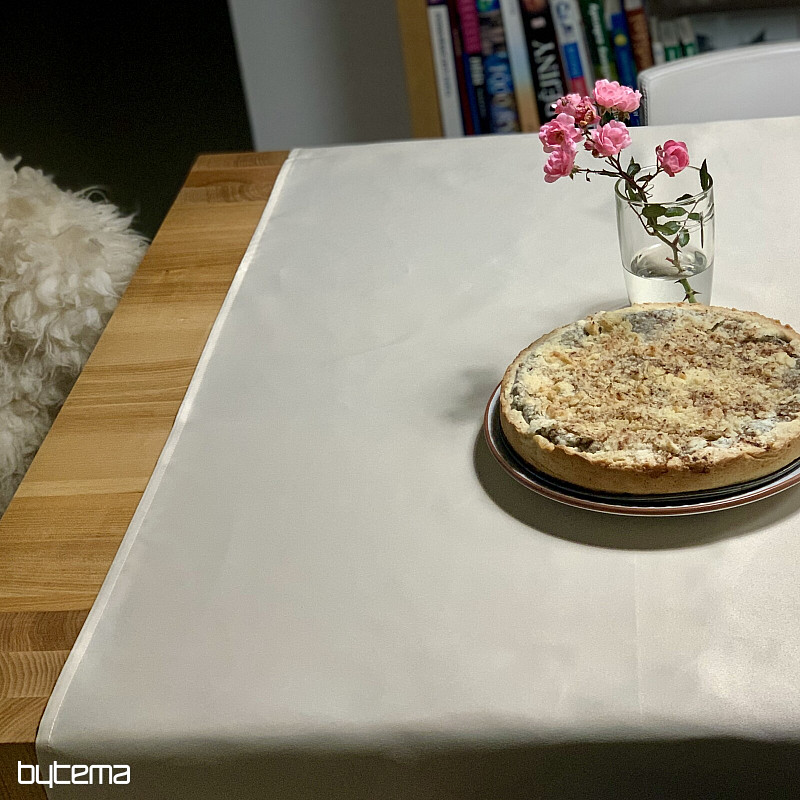 Navadni prt KREMASTA