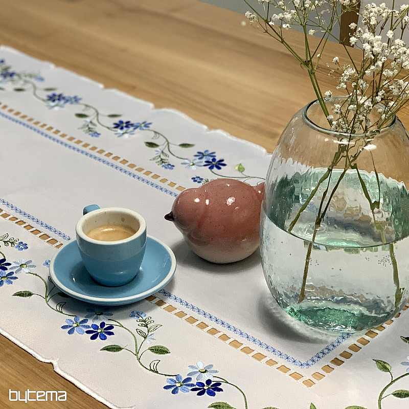 Vezen prt in šal POZABLJENO CVETE