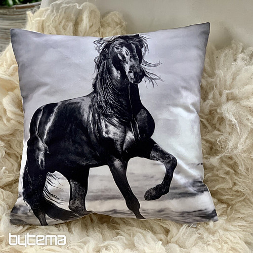 Okrasna prevleka za blazino BLACK HORSE
