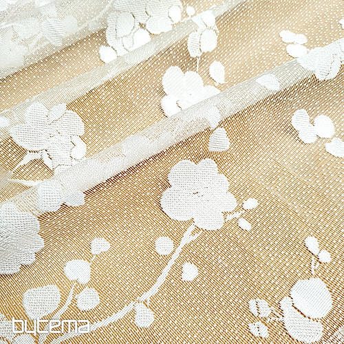 Žakard zavesa GITA BELO CVETE