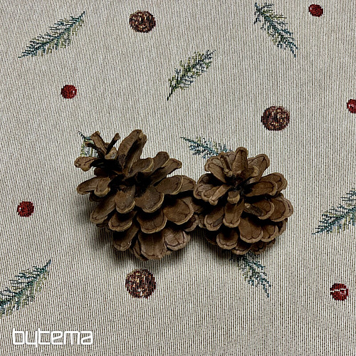 Okrogel božični tapiserijski prt ZIMSKA PTICA