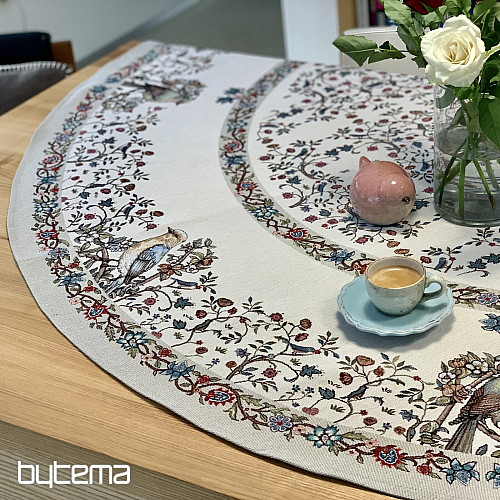 Okrogel tapiserijski prt PTICE