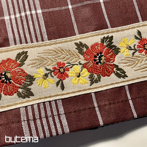 BABIČINE RJAVE KUSNE KRBICE Z RJAVIM ROŽEM