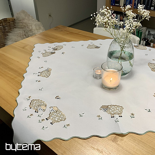 Vezen prt in šal VELIKONOČNA JAGNJETKA