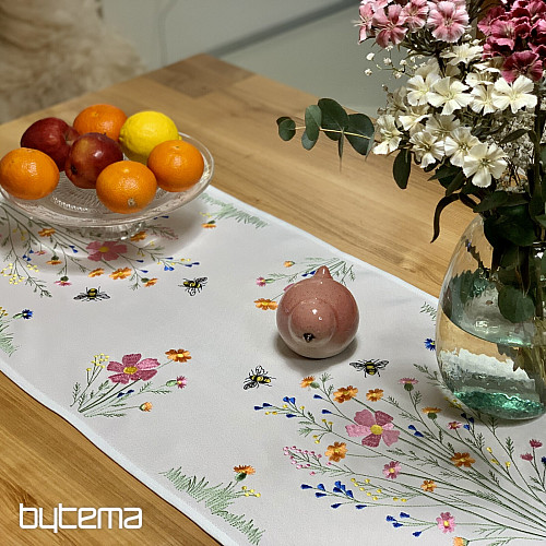 Vezen prt in šal Travnik in čebele