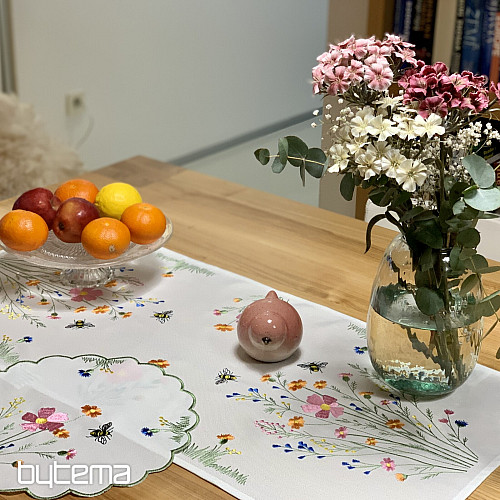 Vezen prt in šal Travnik in čebele