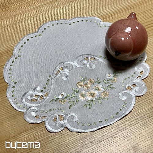 Prt in šal CVETJE marelično vezen