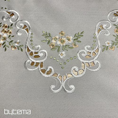 Prt in šal CVETJE marelično vezen