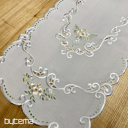 Prt in šal CVETJE marelično vezen