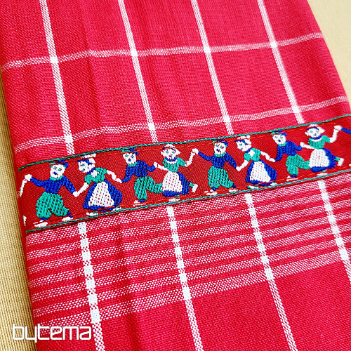 Brisače znamke GRANDMA RED WITH PEOPLE