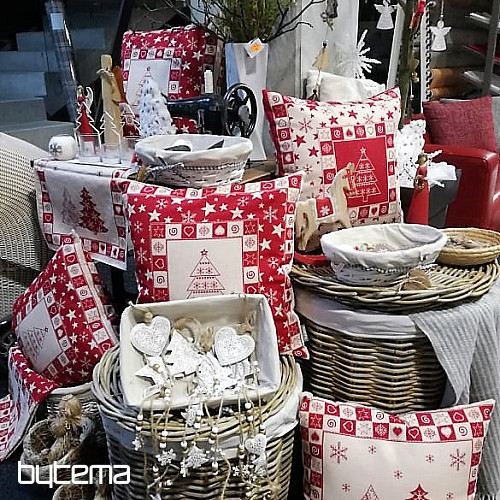 Postavitev mize Božično DREVO