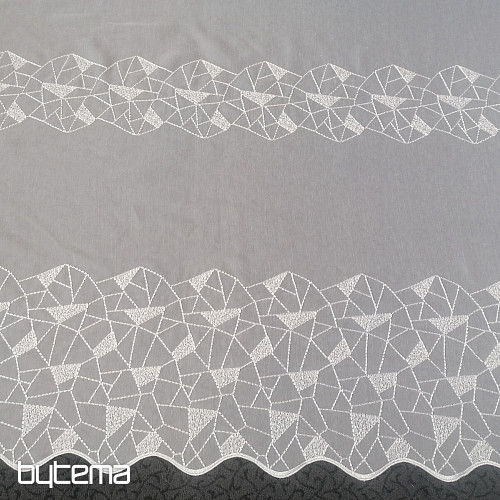 Voile zavesa z vezenino V302